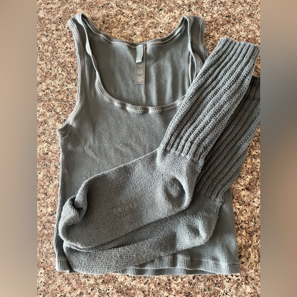 SKIMS - Cotton Rib Tank and Slouch Socks